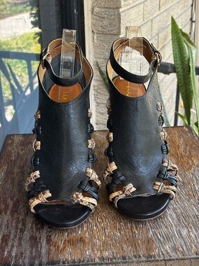 Coach Jody Cage Sandals Black Snakeskin Trim Open Toe Strappy Heels Size 8.5B